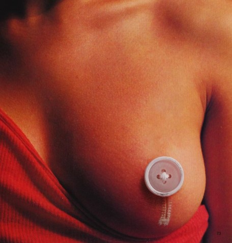 Potert Kolase surealis yang menggabungkan dua objek berikut ini bikin kaum adam berimajinasi